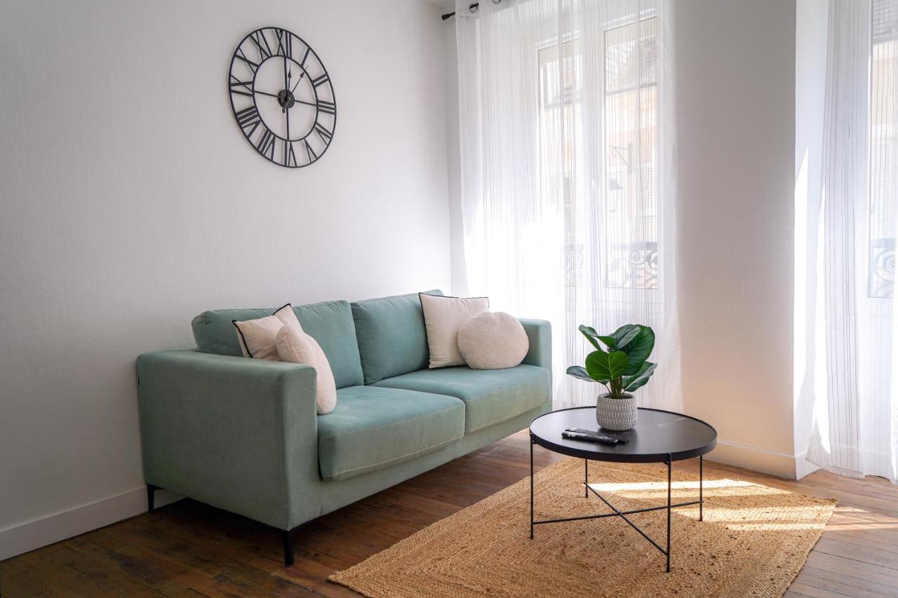Apartment Le Petit Martial - Coeur De Ville,refait A Neuf,tout Equipe, Parking Chateauroux