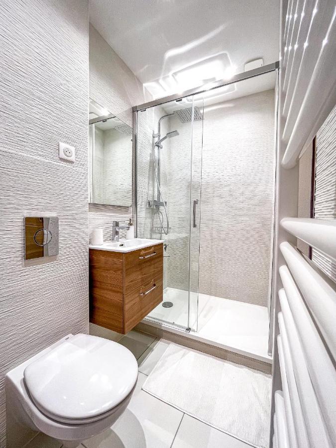 Apartment Le Petit Martial - Coeur De Ville,refait A Neuf,tout Equipe, Parking Chateauroux