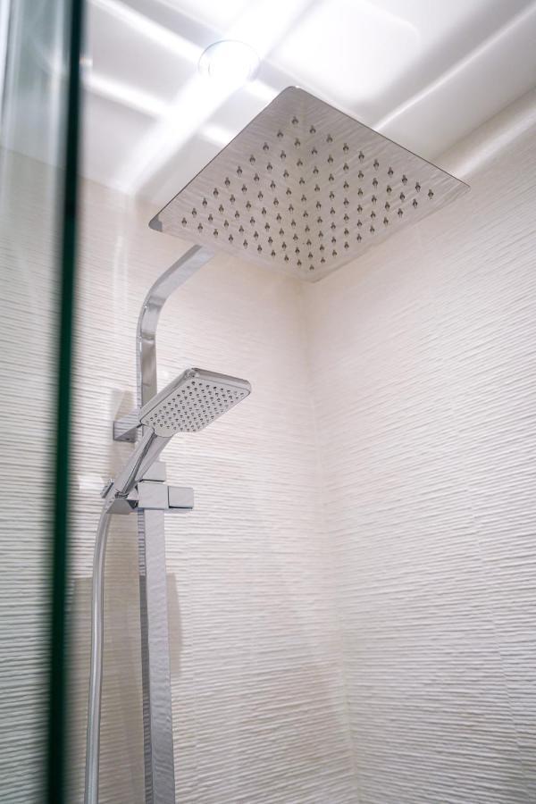 Apartment Le Petit Martial - Coeur De Ville,refait A Neuf,tout Equipe, Parking *