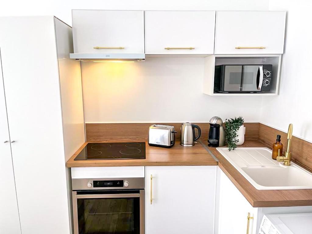Apartment Le Petit Martial - Coeur De Ville,refait A Neuf,tout Equipe, Parking