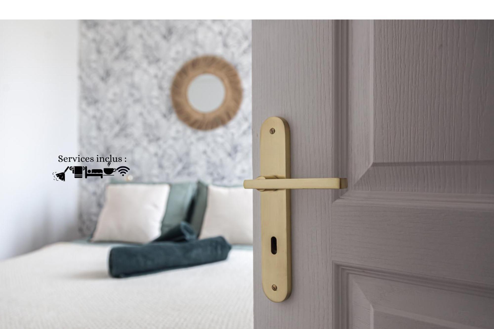 Apartment Le Petit Martial - Coeur De Ville,refait A Neuf,tout Equipe, Parking *